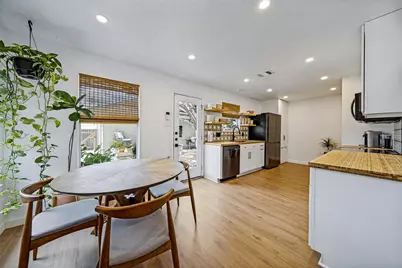 9205 Rowlands Sayle Road, Austin, TX 78744 - Photo 7