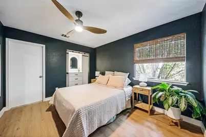 9205 Rowlands Sayle Road, Austin, TX 78744 - Photo 15