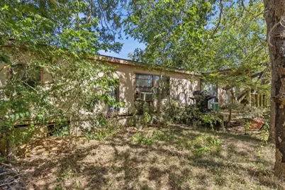 125 Live Oak Drive, Cedar Creek, TX 78612 - Photo 11