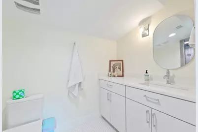 2201 E 16th Street, Austin, TX 78702 - Photo 21