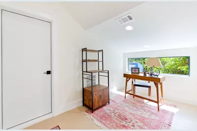 2201 E 16th Street, Austin, TX 78702 - Photo 25