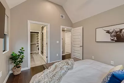 904 E 2nd Street #B, Austin, TX 78702 - Photo 21