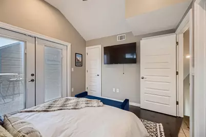 904 E 2nd Street #B, Austin, TX 78702 - Photo 27