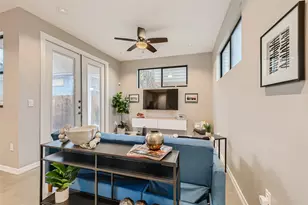 904 E 2nd St, Austin, TX 78702 - Photo 11