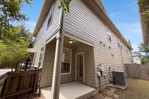 8518 Cahill Dr, Austin, TX 78729 - Photo 5