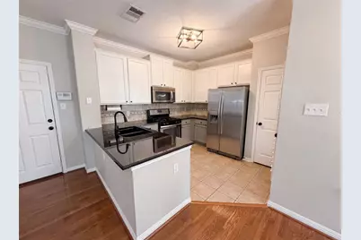 8518 Cahill Drive #19, Austin, TX 78729 - Photo 7