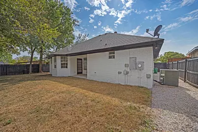 10901 Parkfield Drive, Austin, TX 78758 - Photo 33