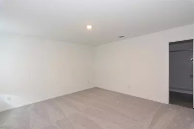 137 Starpacker Lane, Jarrell, TX 76537 - Photo 9