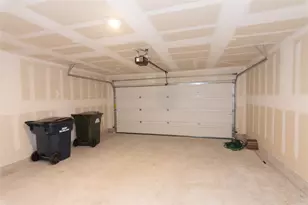 137 Star Packer Ln, Jarrell, TX 76537 - Photo 13