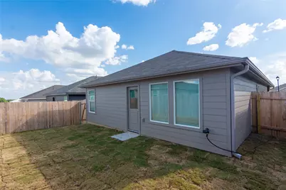 137 Starpacker Lane, Jarrell, TX 76537 - Photo 25