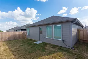 137 Star Packer Ln, Jarrell, TX 76537 - Photo 25
