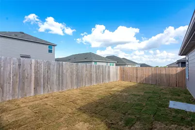 137 Starpacker Lane, Jarrell, TX 76537 - Photo 7
