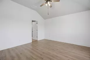 321 Gaida Loop, Georgetown, TX 78628 - Photo 19