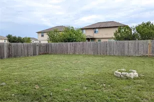 108 Lavaca Loop, Hutto, TX 78634 - Photo 35