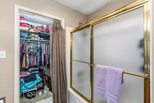 215 Harmons Way, San Marcos, TX 78666 - Photo 19