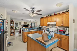 215 Harmons Way, San Marcos, TX 78666 - Photo 9