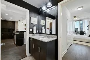 360 Nueces St, Austin, TX 78701 - Photo 21