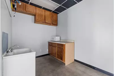 9221 Highway 290 W, Austin, TX 78736 - Photo 15