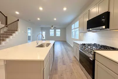 12120 Russo Drive, Austin, TX 78747 - Photo 5