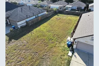 415 Gettysburg Loop, Elgin, TX 78621 - Photo 1