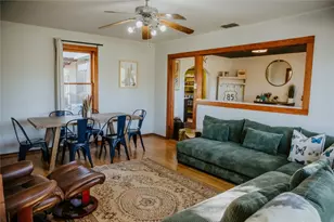 604 W Pecan St, Johnson City, TX 78636 - Photo 5