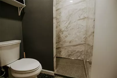 604 W Pecan Street, Johnson City, TX 78636 - Photo 17