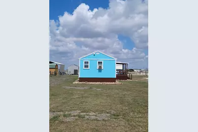 1102 Toledo Street, Seadrift, TX 77983 - Photo 5