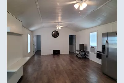 1102 Toledo Street, Seadrift, TX 77983 - Photo 11