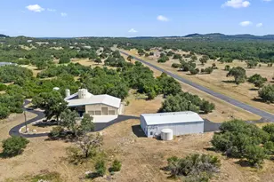 131 S Tailwind Dr, Blanco, TX 78606 - Photo 25