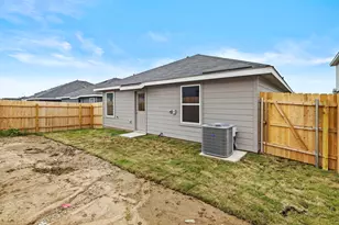 417 Low Pasture Trl, Maxwell, TX 78656 - Photo 27