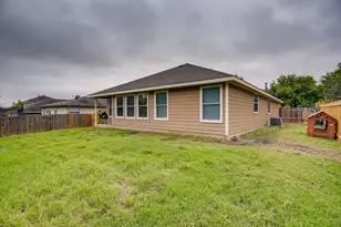 123 Loon Lake Dr, Kyle, TX 78640 - Photo 25