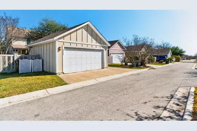 2068 Herzog Road, Kyle, TX 78640 - Photo 29