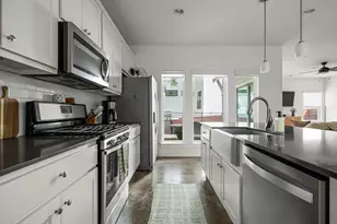 1160 Lott Ave, Austin, TX 78721 - Photo 11