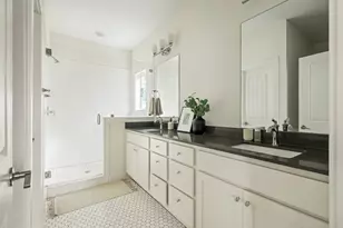 1160 Lott Ave, Austin, TX 78721 - Photo 15