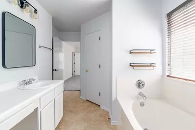608 Colonial Park Boulevard, Austin, TX 78745 - Photo 17