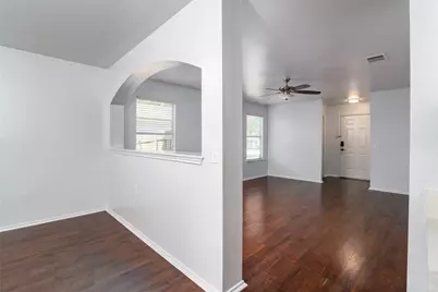 608 Colonial Park Boulevard, Austin, TX 78745 - Photo 5