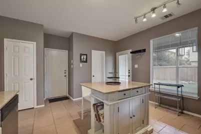2201 Keepsake Drive, Austin, TX 78745 - Photo 9