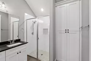 203 E Salty St, Thorndale, TX 76577 - Photo 23