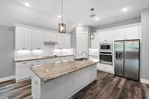 203 E Salty St, Thorndale, TX 76577 - Photo 9