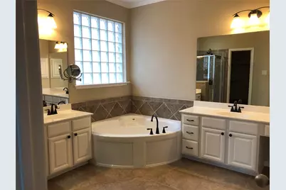 9013 Sautelle Lane, Austin, TX 78749 - Photo 9