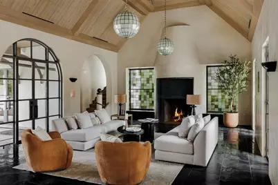 2600 Tanglewood Trail, Austin, TX 78703 - Photo 5