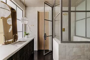 2600 Tanglewood Trail, Austin, TX 78703 - Photo 19