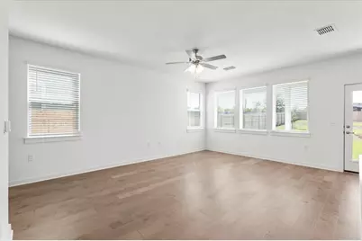 7324 Sparkling Light Drive, Del Valle, TX 78617 - Photo 9