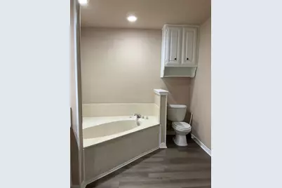 506 Meadow Creek Drive, Pflugerville, TX 78660 - Photo 19