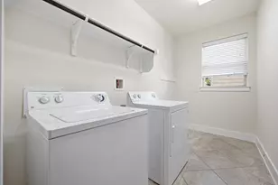 10905 Rock Island Dr, Austin, TX 78717 - Photo 17