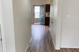 719 Decker Dr, Hutto, TX 78634 - Photo 3