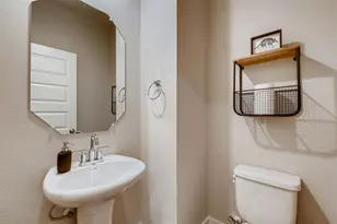 7404 Taylor Knoll Ct, Austin, TX 78744 - Photo 11