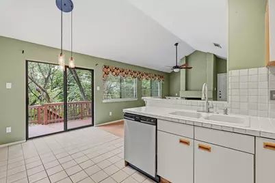4305 Bonnell Vista Cove #A-6, Austin, TX 78731 - Photo 13