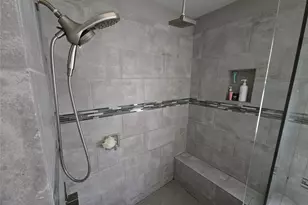 3004 Neal St, Austin, TX 78702 - Photo 5