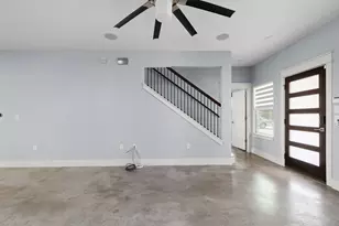 3004 Neal St, Austin, TX 78702 - Photo 9